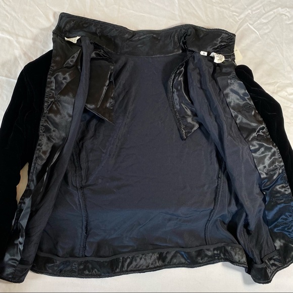 Designer Ungaro paralleled blouse - Picture 4 of 8